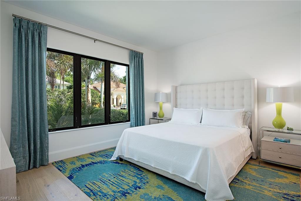 MOORINGS - Residential