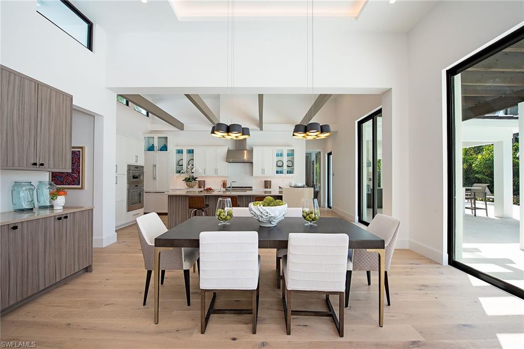 MOORINGS - Residential