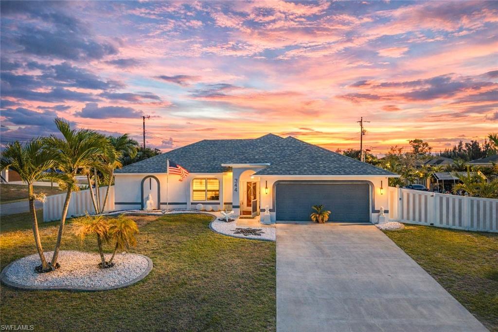 CAPE CORAL - Residential