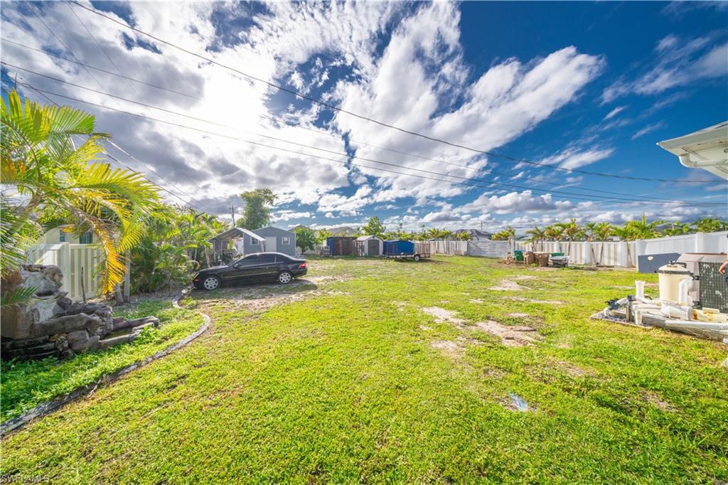 CAPE CORAL - Residential