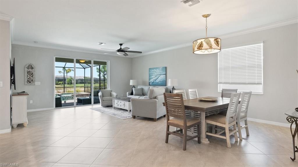 900 BUILDING - Residential