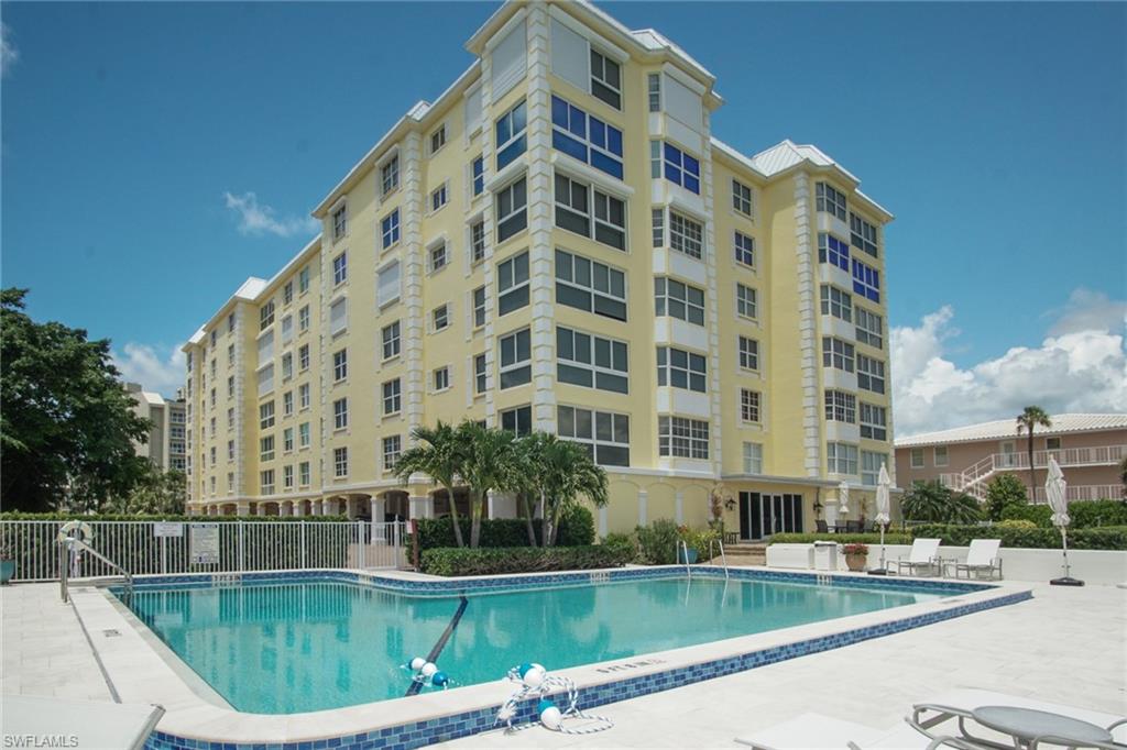 BOULEVARD CLUB - Residential