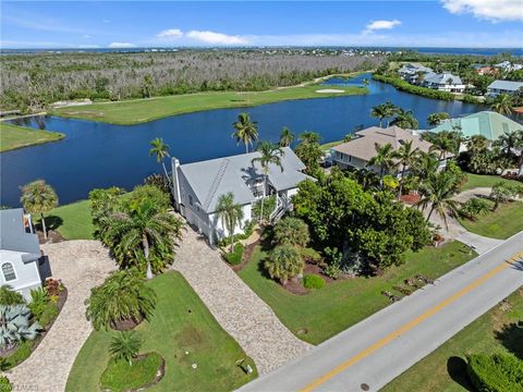 1558 Sand Castle RD SANIBEL FL 33957