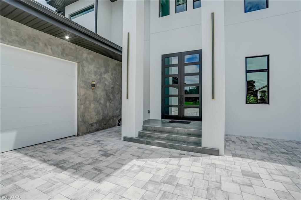 RIVERWATCH - Residential