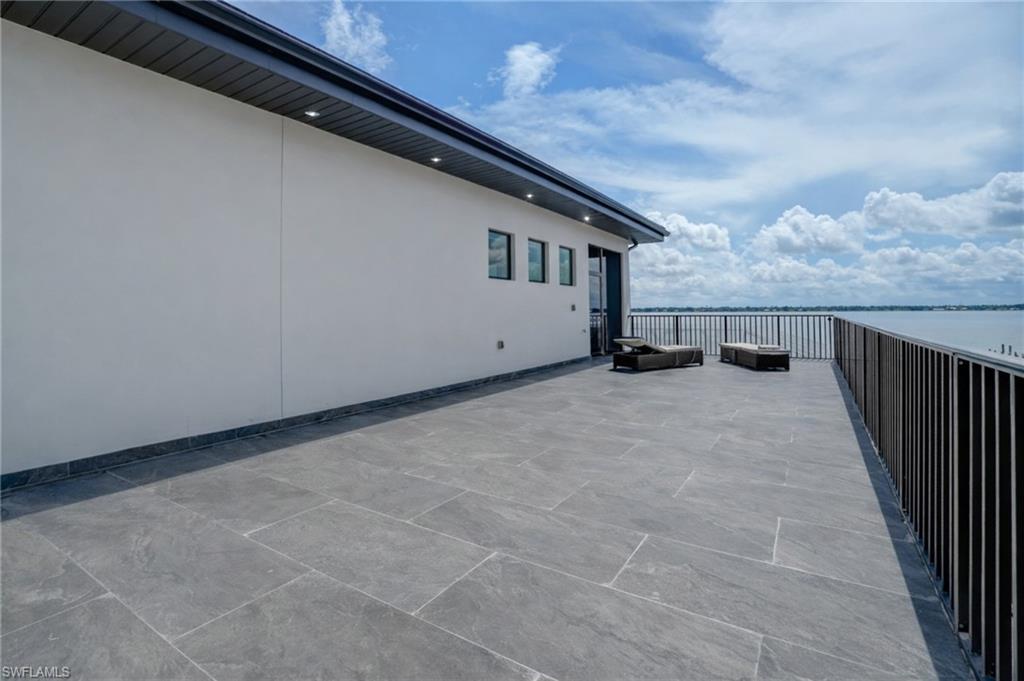 RIVERWATCH - Residential