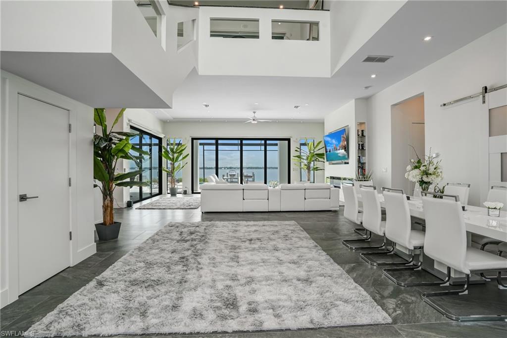 RIVERWATCH - Residential