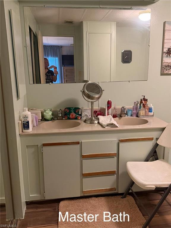 SEMINOLE MANOR - Residential