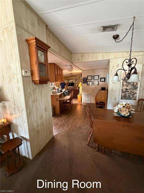 SEMINOLE MANOR - Residential