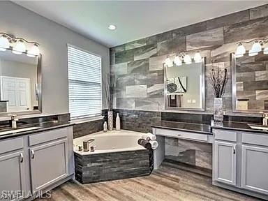 TOWNHOMES OF SAN SIMEON - Residential