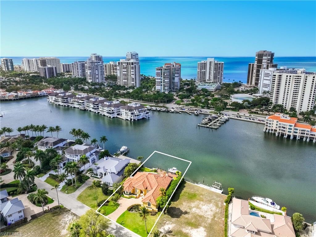 PARK SHORE - Residential