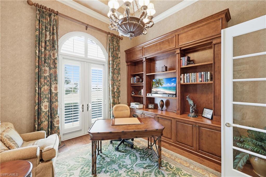 PARK SHORE - Residential