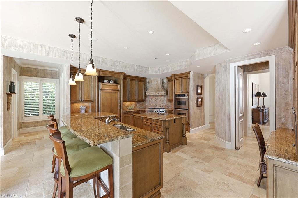 PARK SHORE - Residential