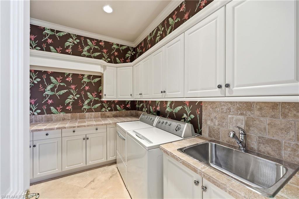 PARK SHORE - Residential