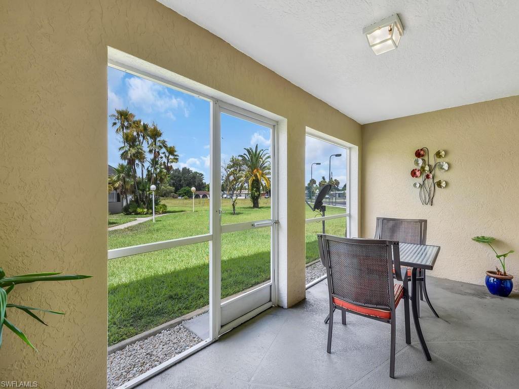 SUNSET LAKE CONDO - Residential