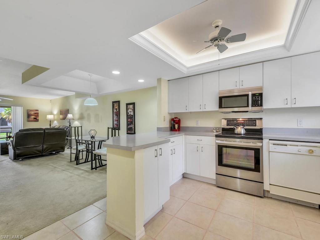 SUNSET LAKE CONDO - Residential