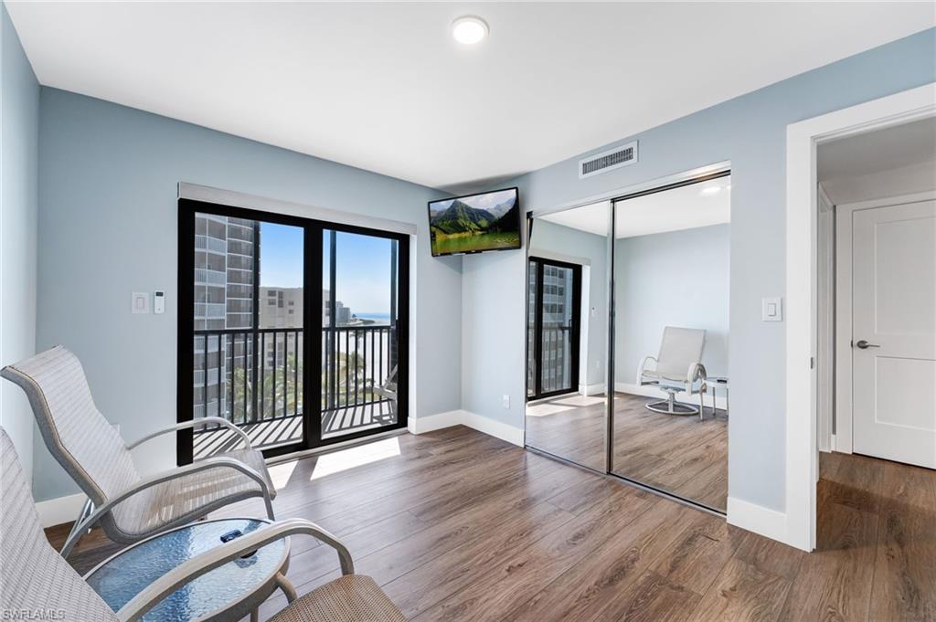 ISLAND WINDS CONDO - Residential