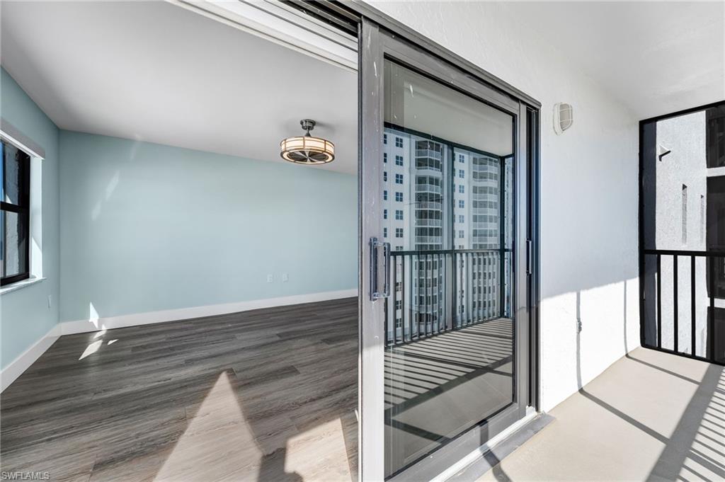 ISLAND WINDS CONDO - Residential