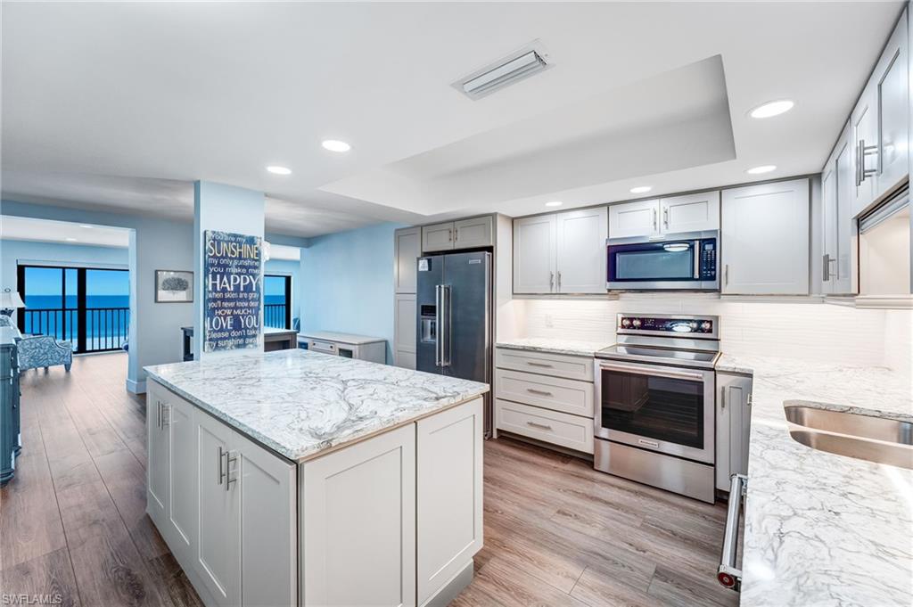 ISLAND WINDS CONDO - Residential