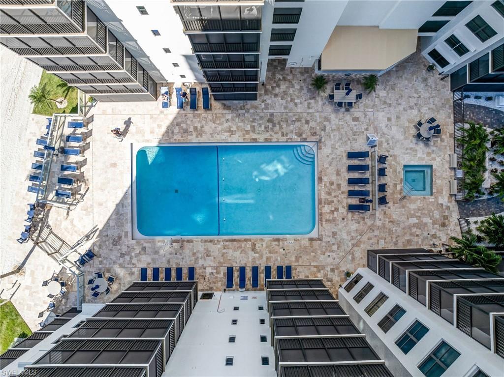 ISLAND WINDS CONDO - Residential