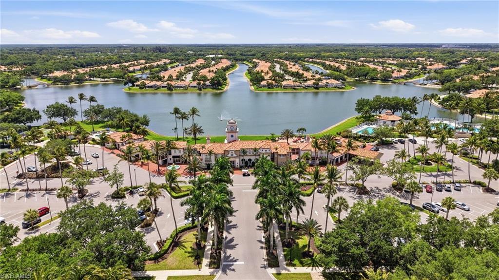 VILLAGE WALK - Residential