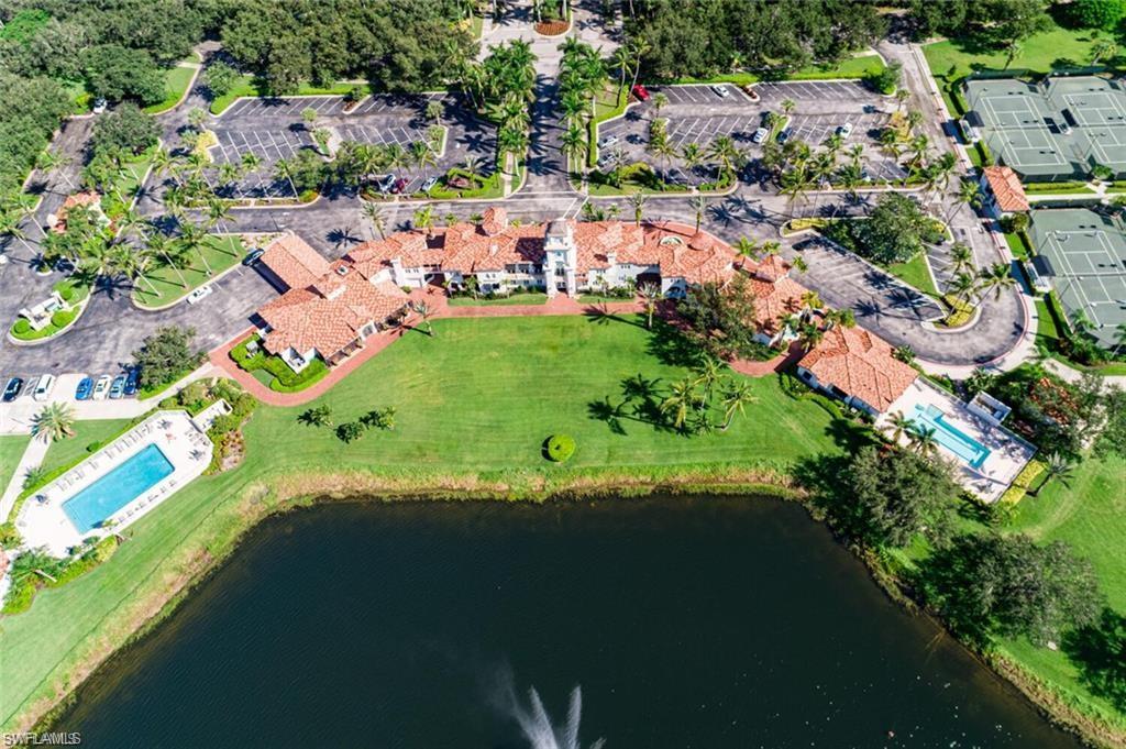 VILLAGE WALK - Residential