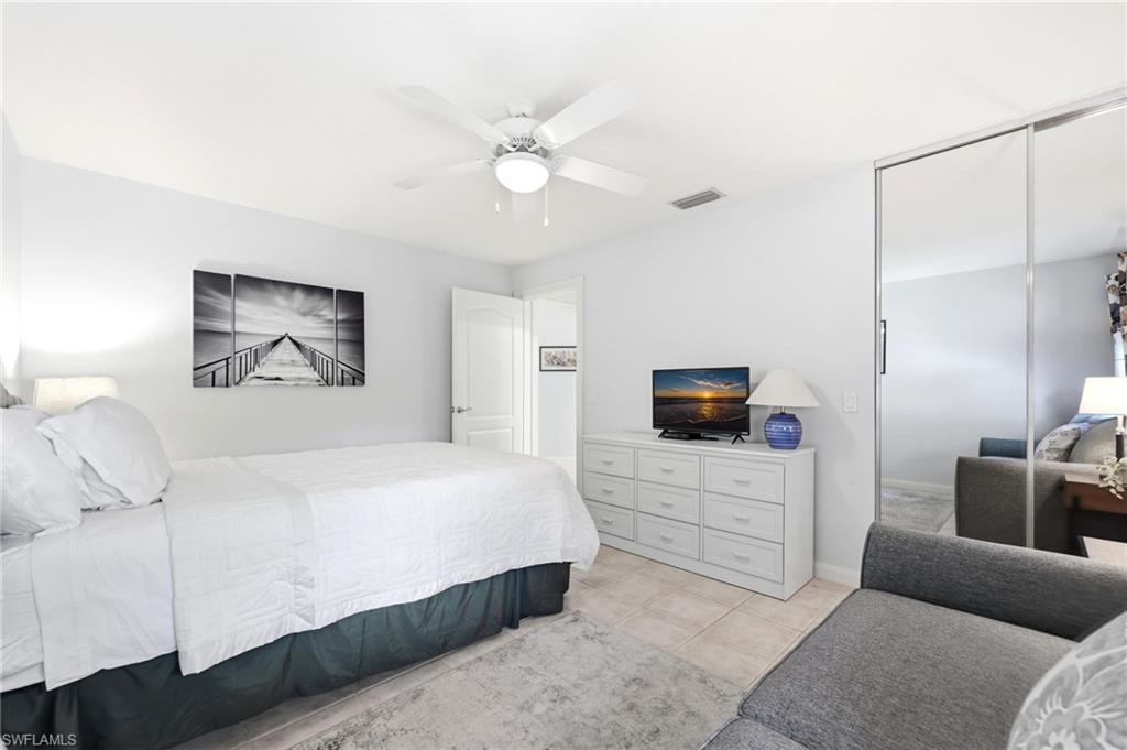 VILLAGE WALK - Residential