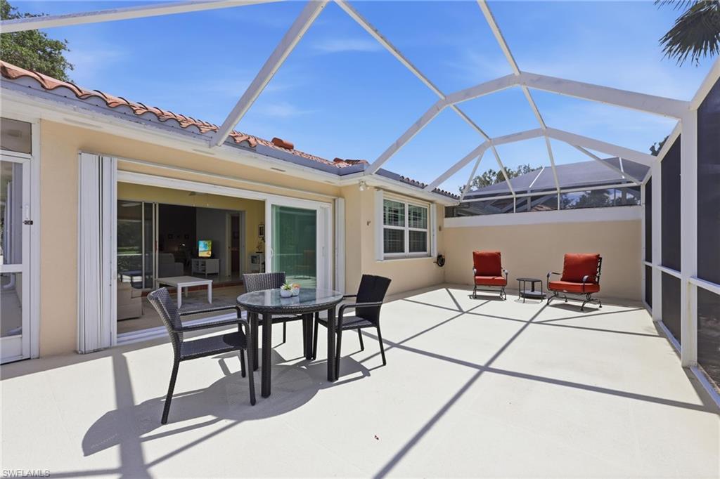 VILLAGE WALK - Residential