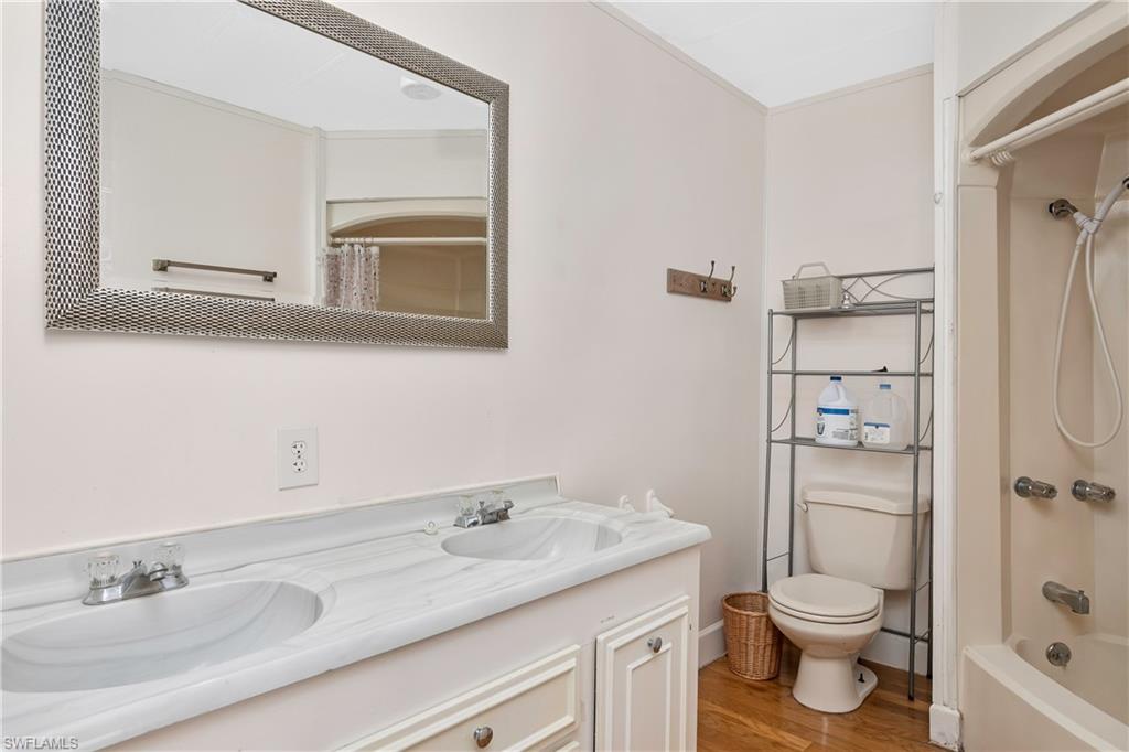 IMPERIAL BONITA ESTATES - Residential