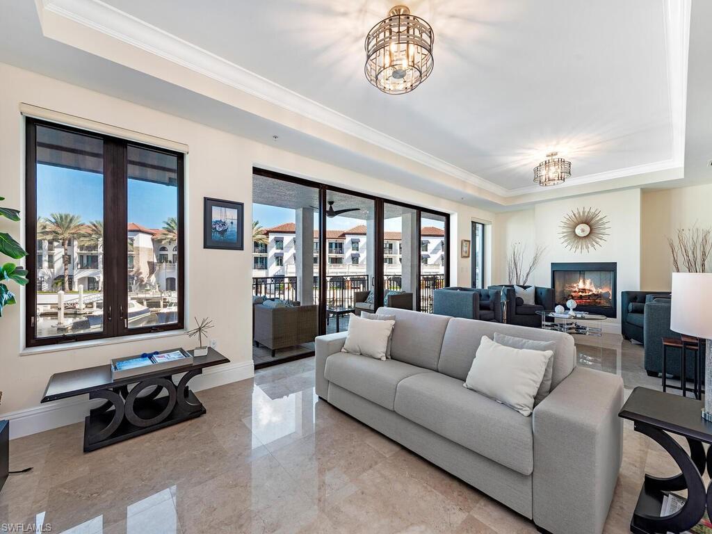 NAPLES BAY RESORT - Residential