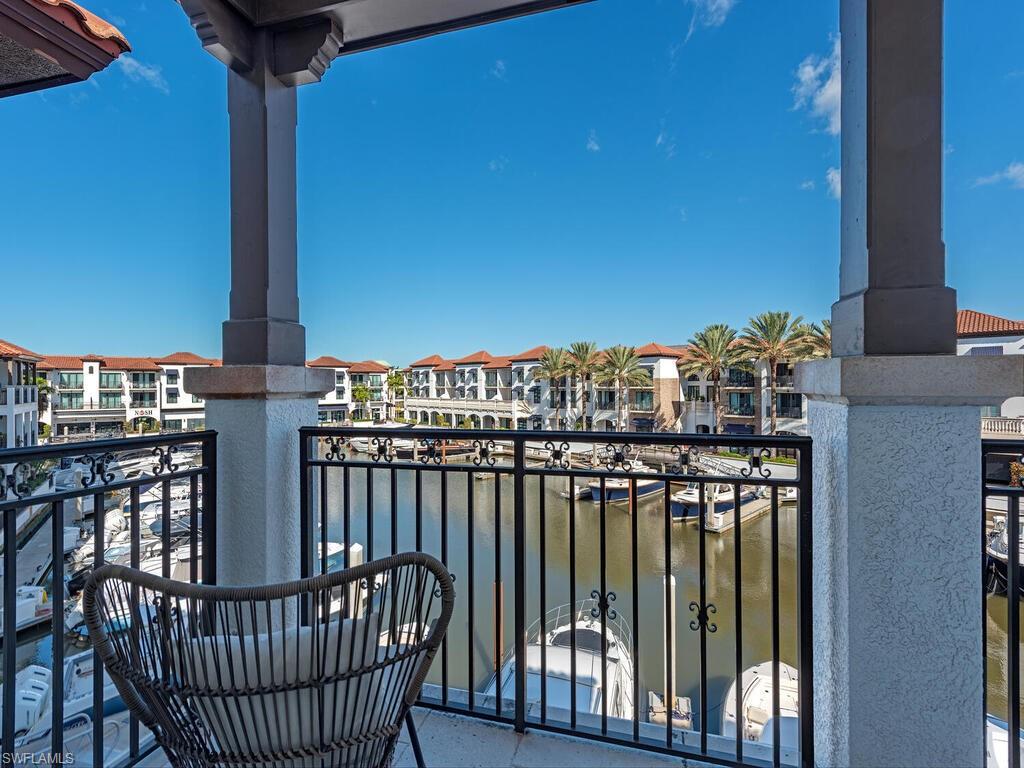 NAPLES BAY RESORT - Residential