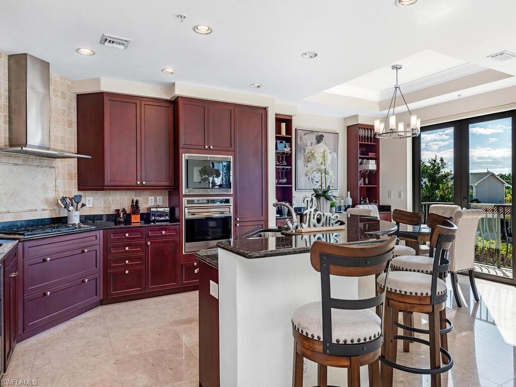 NAPLES BAY RESORT - Residential