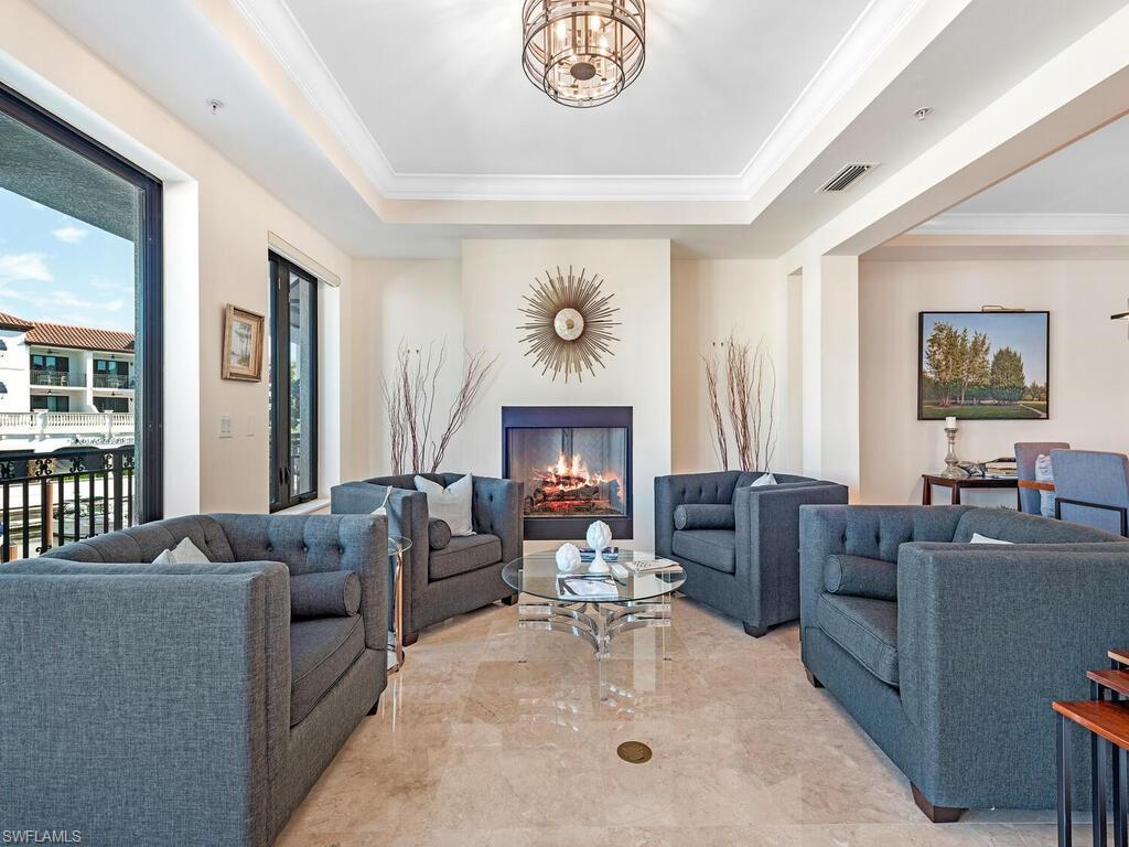 NAPLES BAY RESORT - Residential