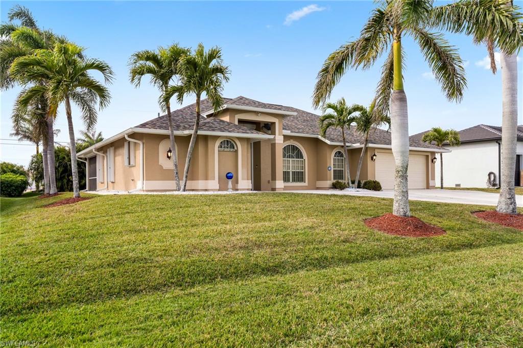 CAPE CORAL - Residential