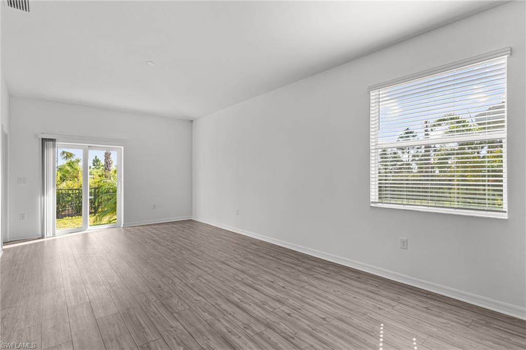 THE FLATWOODS - Residential Lease