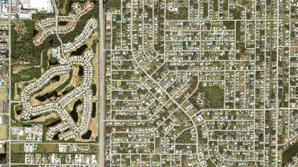 PORT CHARLOTTE - Land