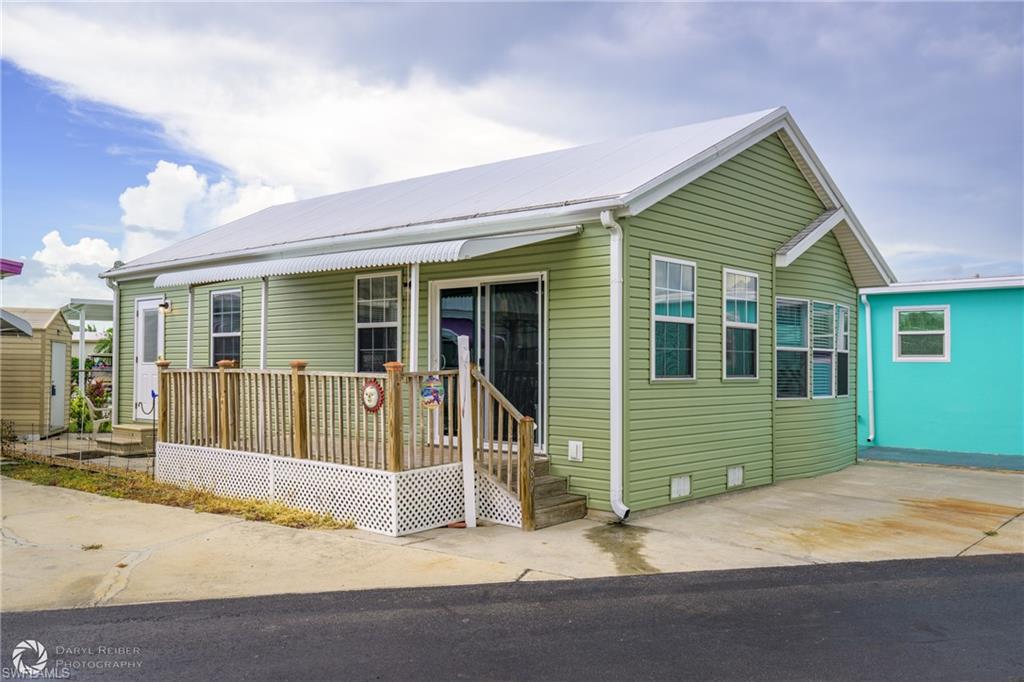 FORT MYERS BEACH CAMPGROUND - Residential