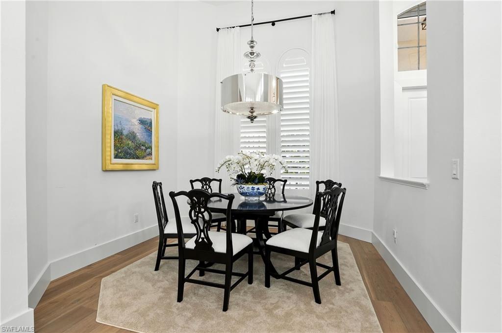 MEWS OF NAPLES - Residential