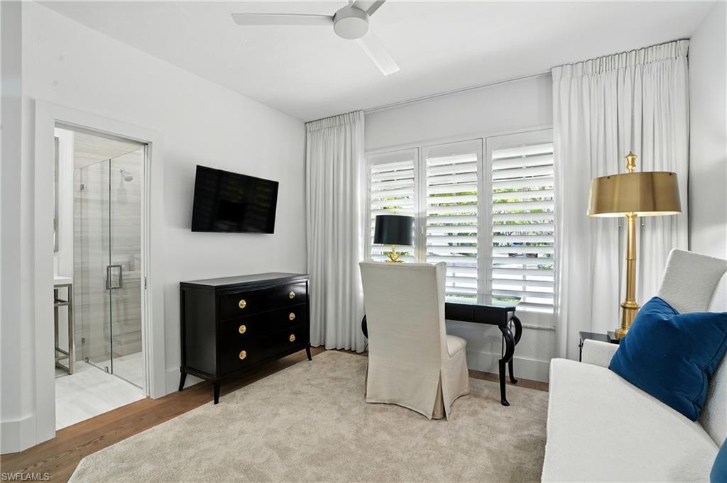 MEWS OF NAPLES - Residential