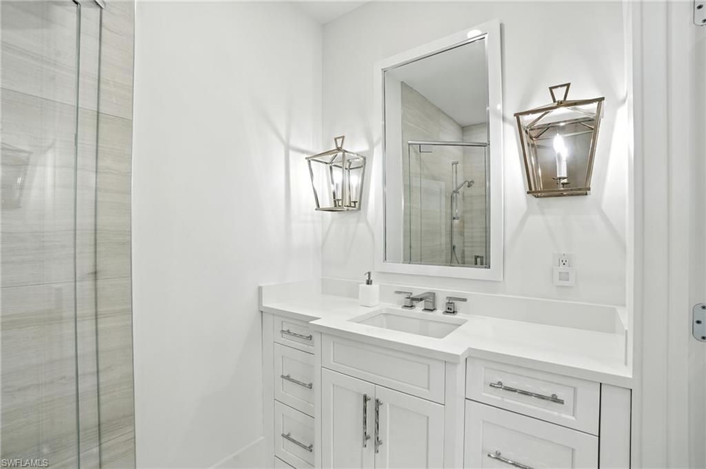 MEWS OF NAPLES - Residential