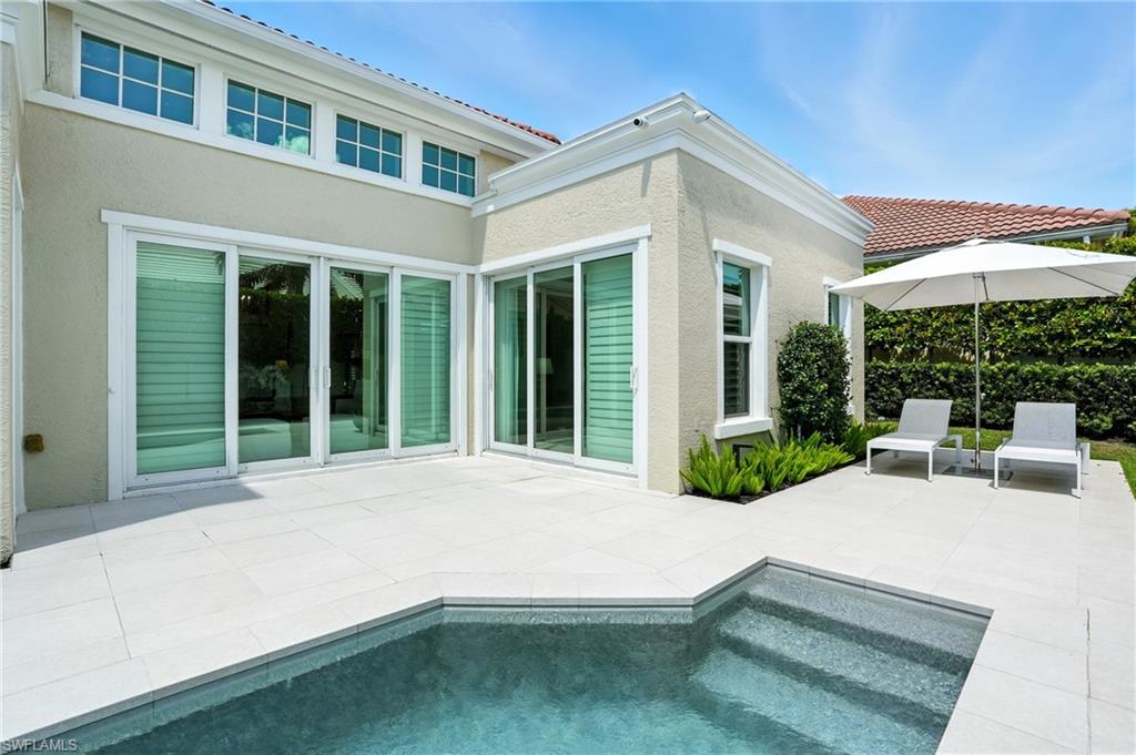 MEWS OF NAPLES - Residential