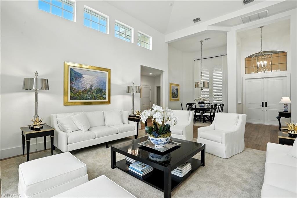 MEWS OF NAPLES - Residential