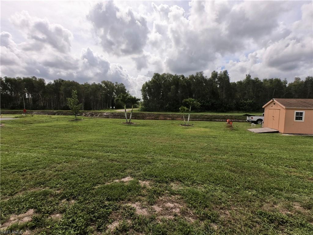 MIRROR LAKES - Residential