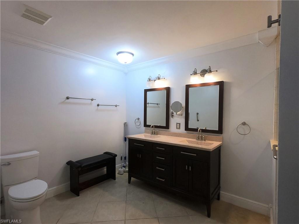 MIRROR LAKES - Residential