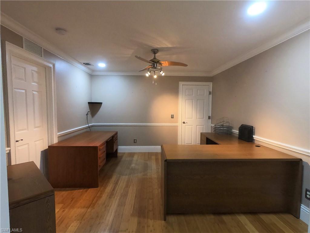 MIRROR LAKES - Residential