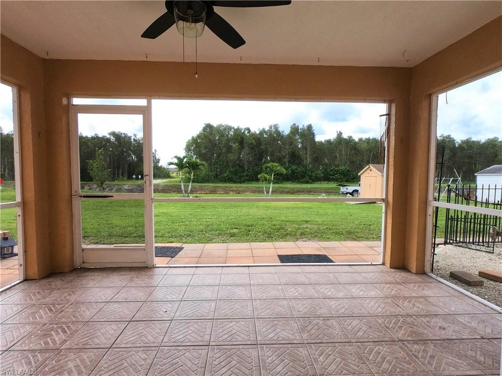 MIRROR LAKES - Residential