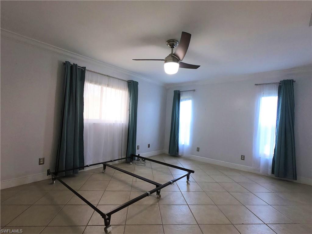 MIRROR LAKES - Residential