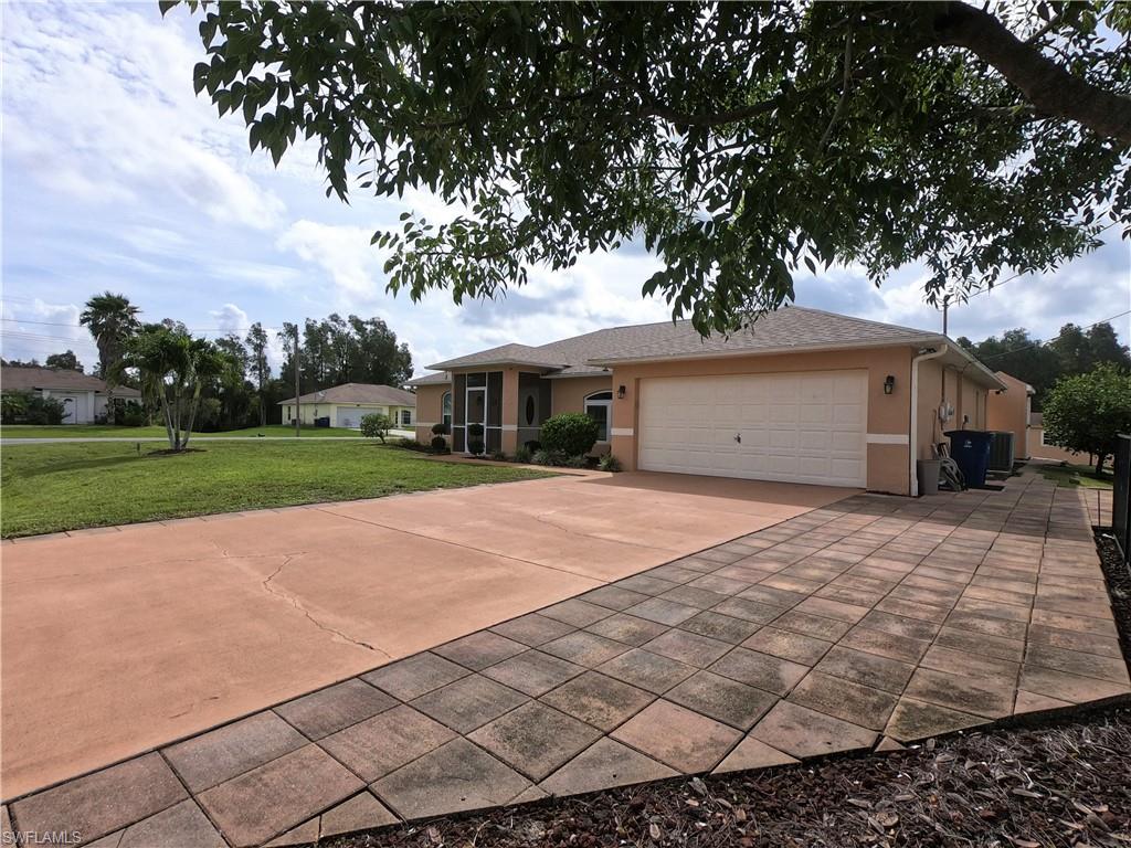 MIRROR LAKES - Residential