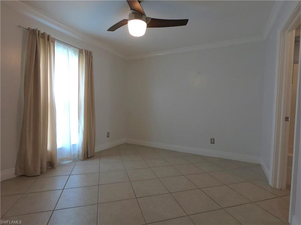 MIRROR LAKES - Residential