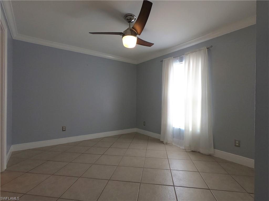 MIRROR LAKES - Residential