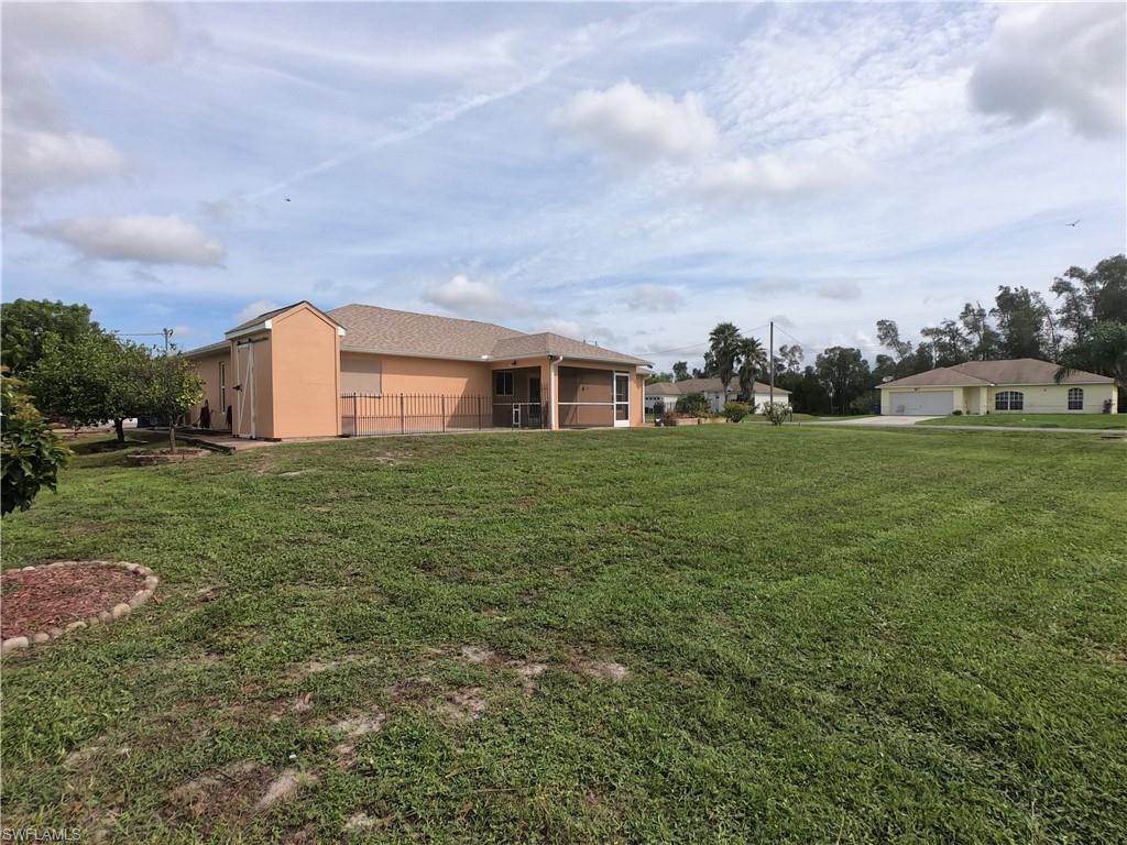 MIRROR LAKES - Residential